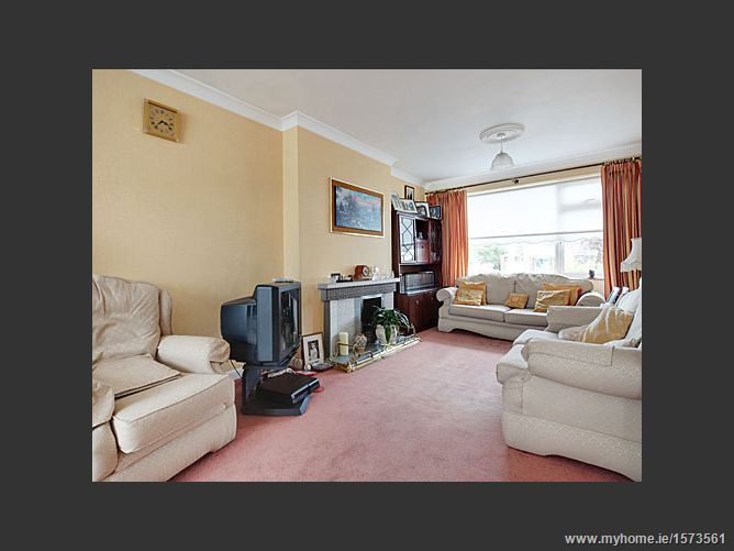 93 Beechwood Lawns, Rathcoole, Co. Dublin Ray Cooke Auctioneers