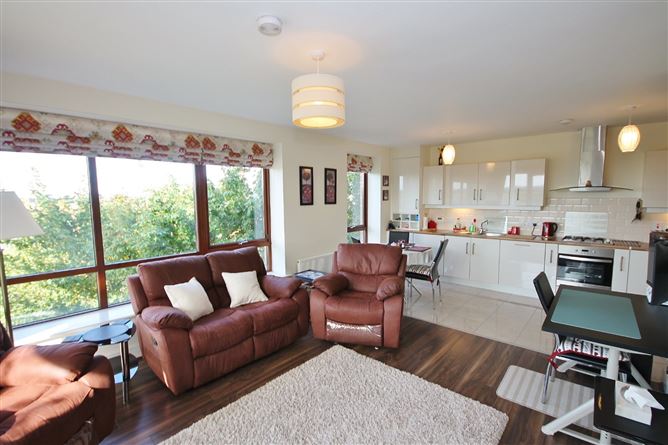 12 Adamstown Park, Adamstown, Lucan, Co. Dublin