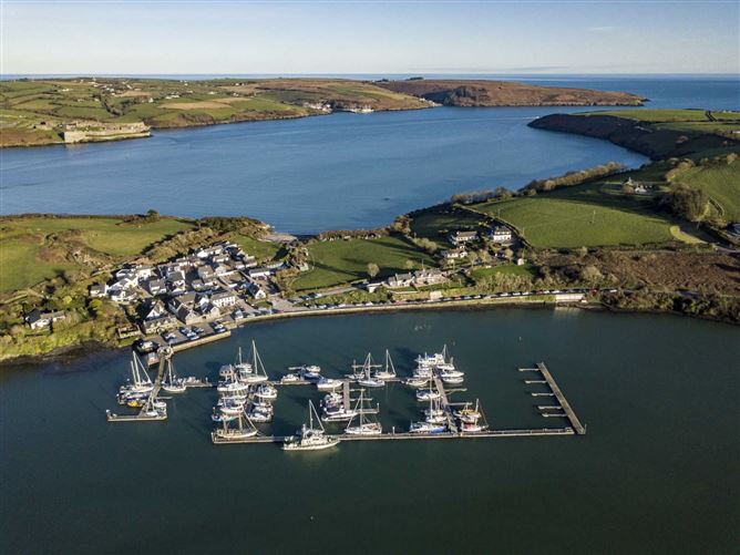 Ferry House And Guest Cottage, Castlepark, Kinsale, County Cork