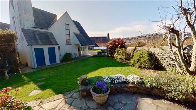 Ferry House And Guest Cottage, Castlepark, Kinsale, County Cork