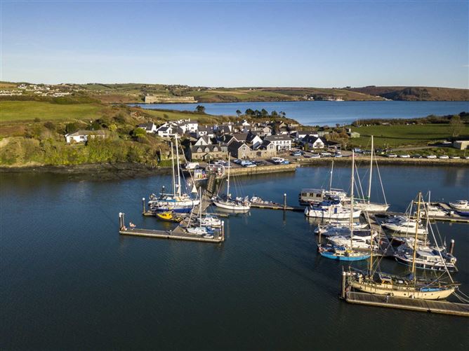 Ferry House And Guest Cottage, Castlepark, Kinsale, County Cork