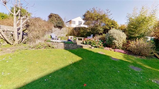 Ferry House And Guest Cottage, Castlepark, Kinsale, County Cork