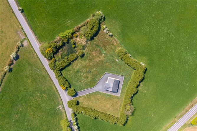 Knocknaraha, Church Cross, Skibbereen, Cork