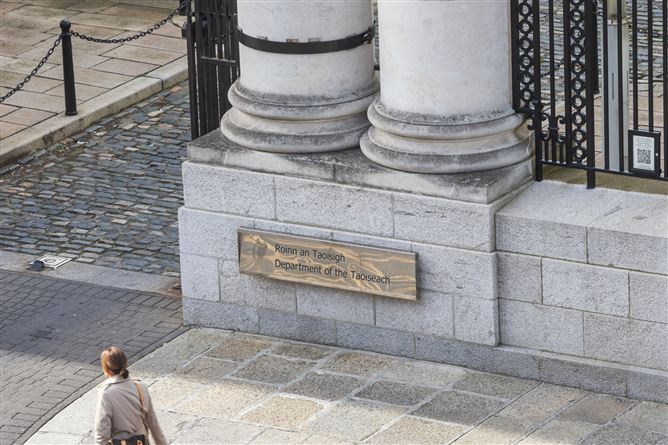 21 Dunloe Hall, 27 Merrion Street Upper, Dublin 2