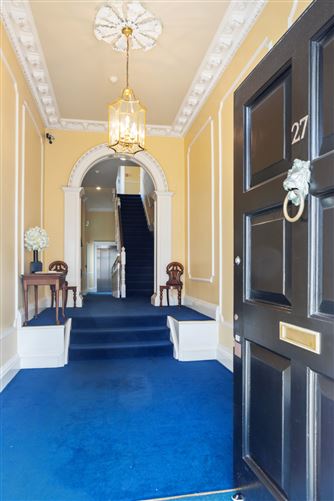 21 Dunloe Hall, 27 Merrion Street Upper, Dublin 2
