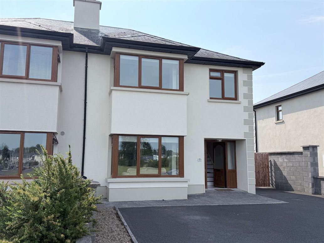 30 Cluain Doire, Newtownforbes, Co. Longford