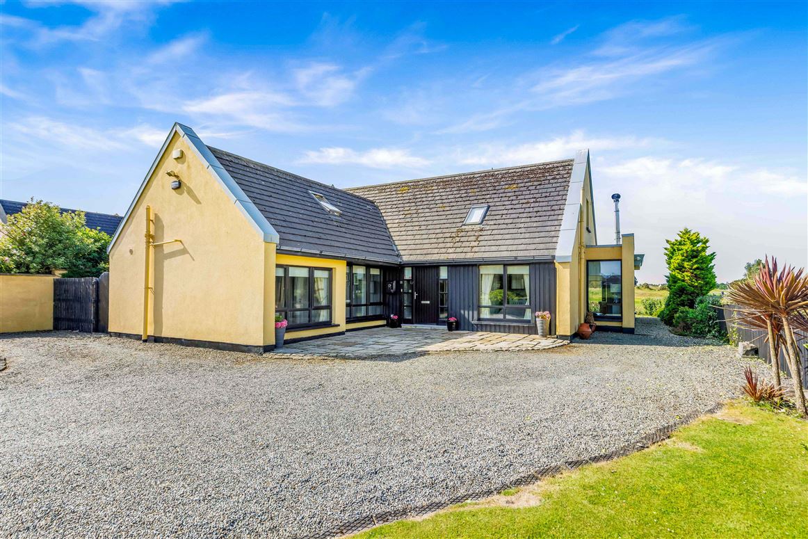 8 The Links, Seapoint, Termonfeckin, Louth