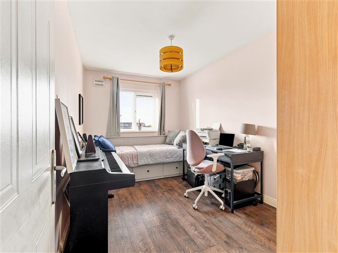 Photo 31 of 41 — 27 Carrig Court, Citywest, Dublin 24