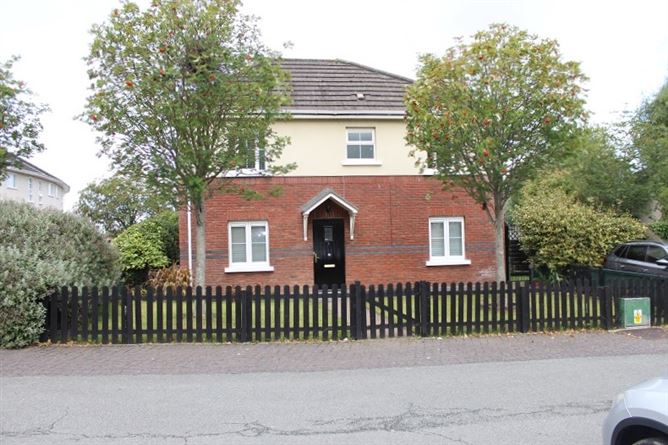 1 Mount Eustace Crescent , Tyrrelstown, Dublin 15