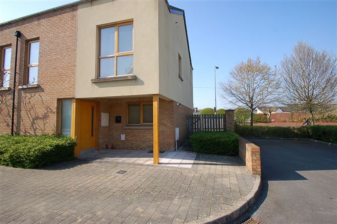 6 Alysons Green, Lismullen Grove, Armagh Road
