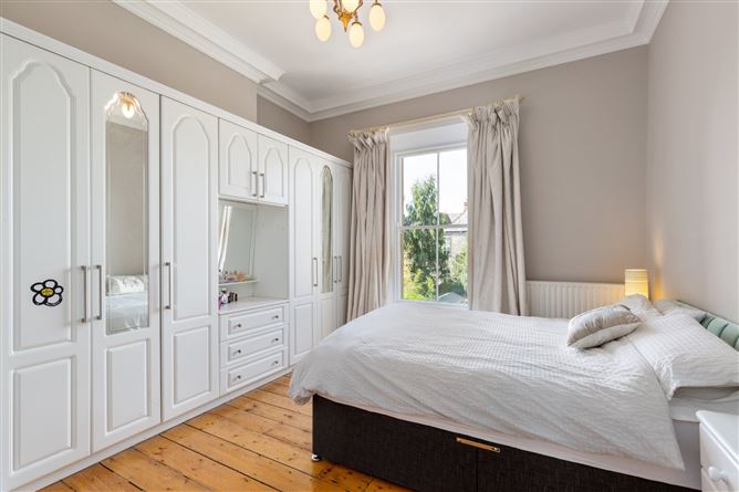 38 Belgrave Square West, Rathmines, Dublin 6
