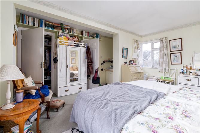 9 La Vista Avenue, Sutton, Dublin 13