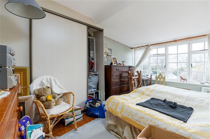 9 La Vista Avenue, Sutton, Dublin 13