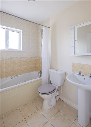2 Glen Abhainn Grove, Enfield, Co. Meath