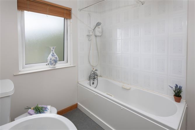  23 The Maples, Gort An Óir Castlemartyr,, Castlemartyr, Cork