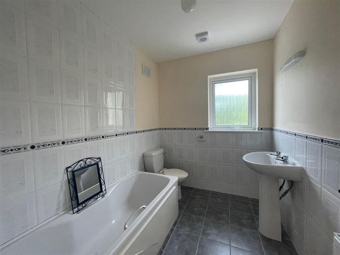 12 Forge Hill, Strokestown, Roscommon, Roscommon