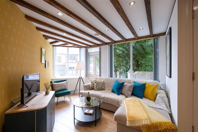 Candy Cane Dreams, Vacation Rental in Shropshire, England, Broseley, Shropshire