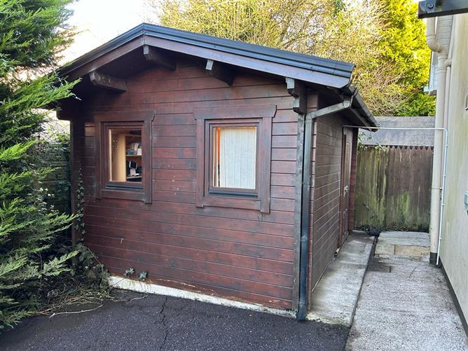 9 Heatherfield Lawn, Carrigaline, Cork