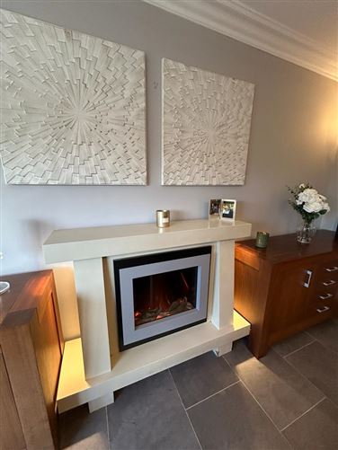 9 Heatherfield Lawn, Carrigaline, Cork