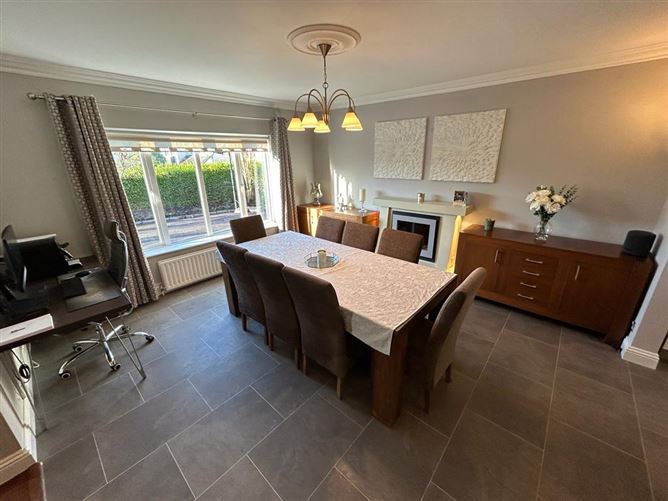 9 Heatherfield Lawn, Carrigaline, Cork