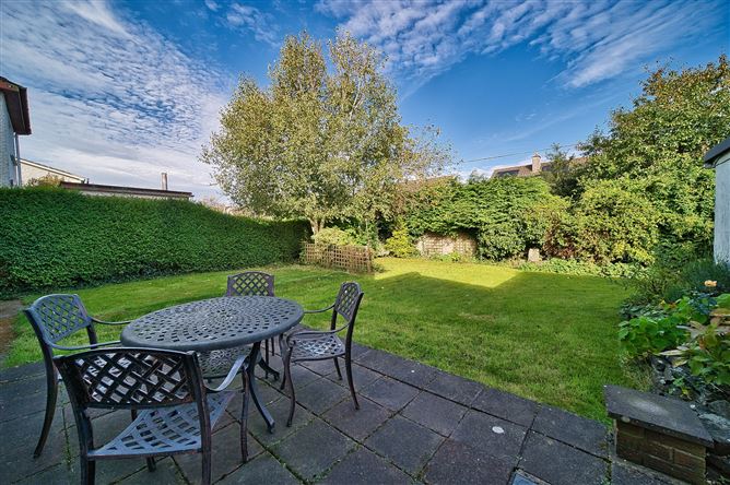 2 Standhouse Road, Newbridge, Co. Kildare