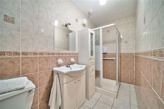 2 Standhouse Road, Newbridge, Co. Kildare