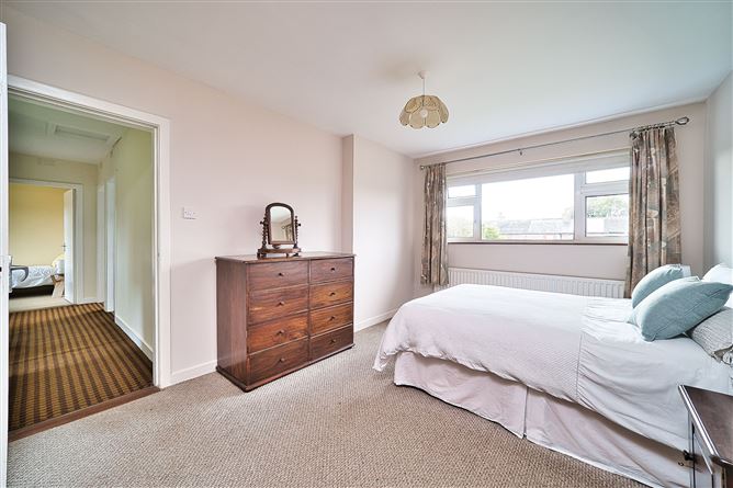 2 Standhouse Road, Newbridge, Co. Kildare