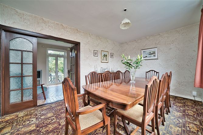 2 Standhouse Road, Newbridge, Co. Kildare