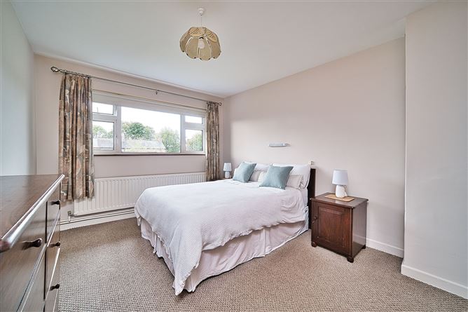 2 Standhouse Road, Newbridge, Co. Kildare