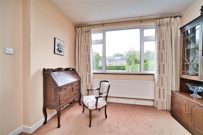 2 Standhouse Road, Newbridge, Co. Kildare