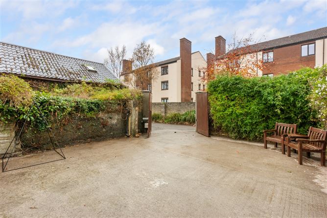 23 Hollybrook Road, Clontarf, Dublin 3