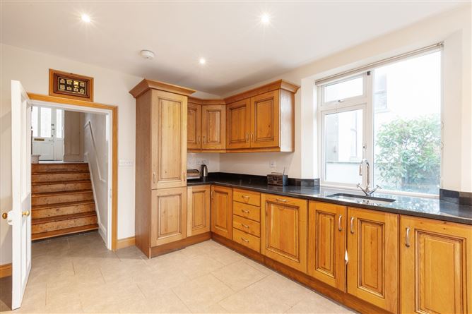 23 Hollybrook Road, Clontarf, Dublin 3