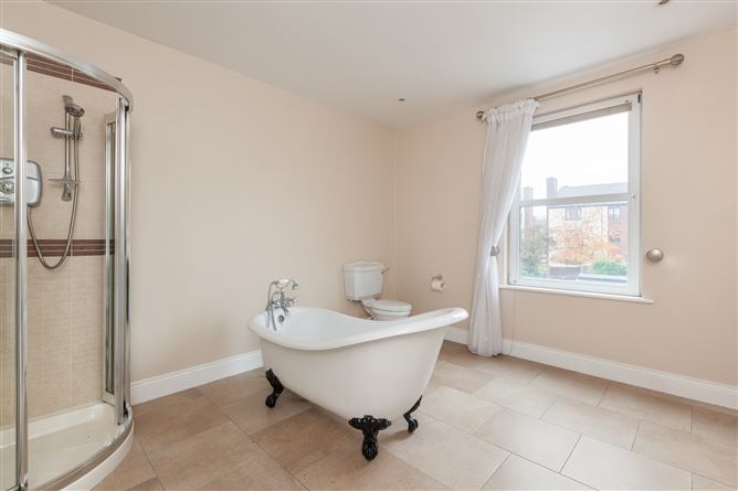 23 Hollybrook Road, Clontarf, Dublin 3