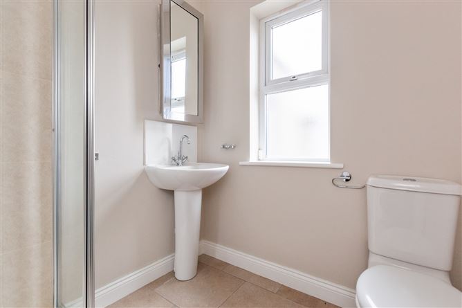 23 Hollybrook Road, Clontarf, Dublin 3