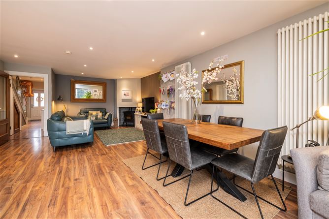 4 SHANOWEN GROVE, Santry, Dublin 9