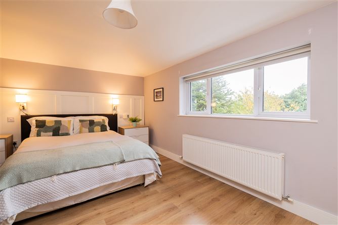 4 SHANOWEN GROVE, Santry, Dublin 9