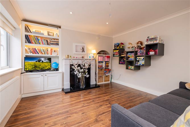 4 SHANOWEN GROVE, Santry, Dublin 9