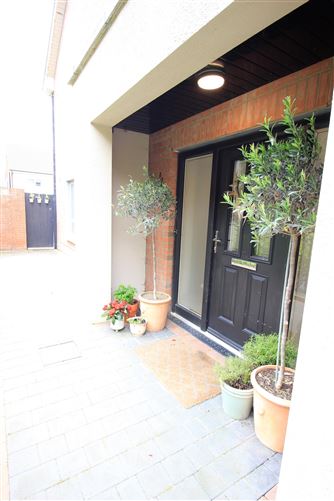 34 Beresford Crescent, Donabate, County Dublin