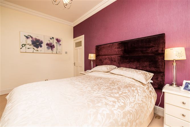 https://photos-a.propertyimages.ie/media/1/6/6/4927661/f3b10f78-bcef-4bb1-b4e6-9d89d44baf20_l.jpg