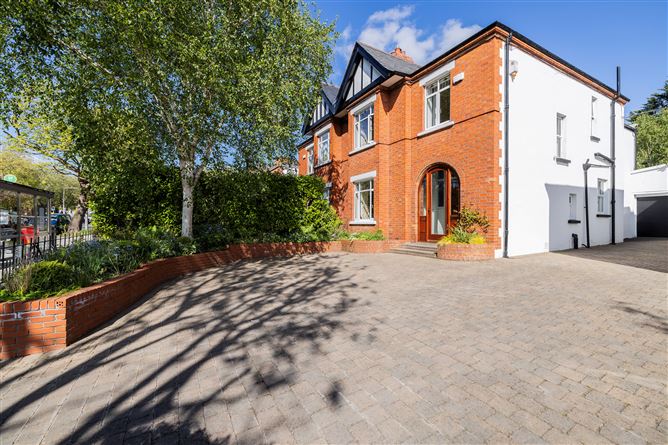 https://photos-a.propertyimages.ie/media/1/6/6/4927661/f3b10f78-bcef-4bb1-b4e6-9d89d44baf20_l.jpg