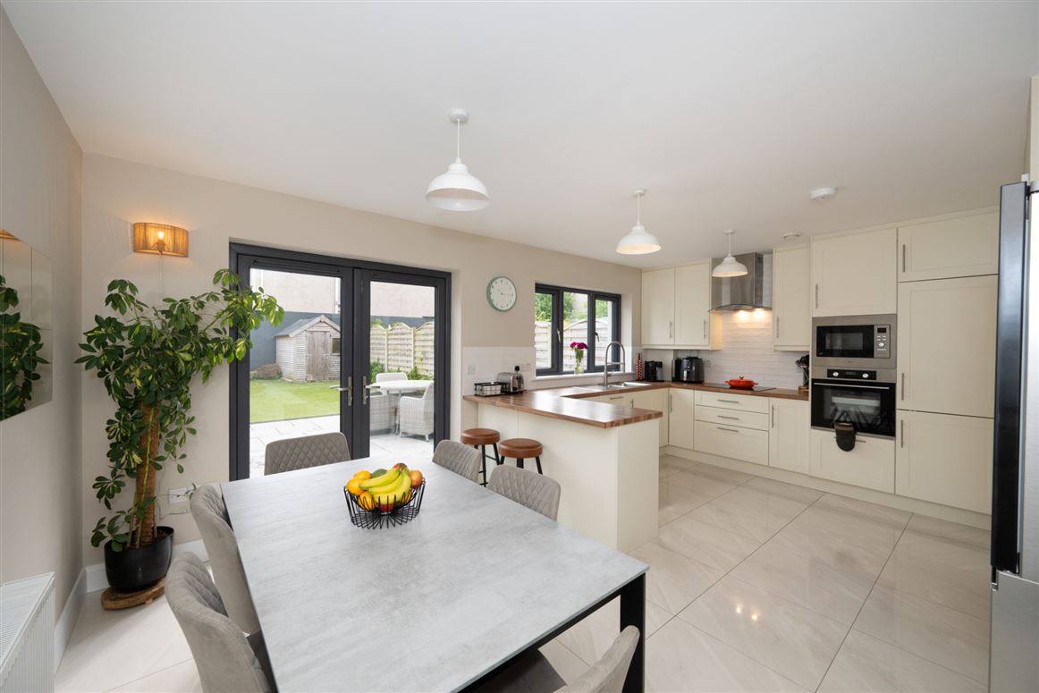 27 The Ferns, Classes Lake, Ballincollig, Cork