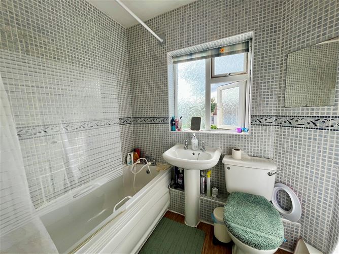 27 Melrose Park, Clondalkin, Dublin 22