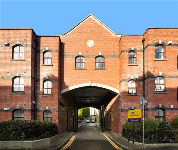 36 New Row Place, New Row South, Dublin 8