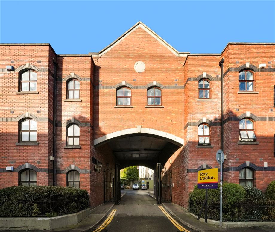 36 New Row Place, New Row South, Dublin 8