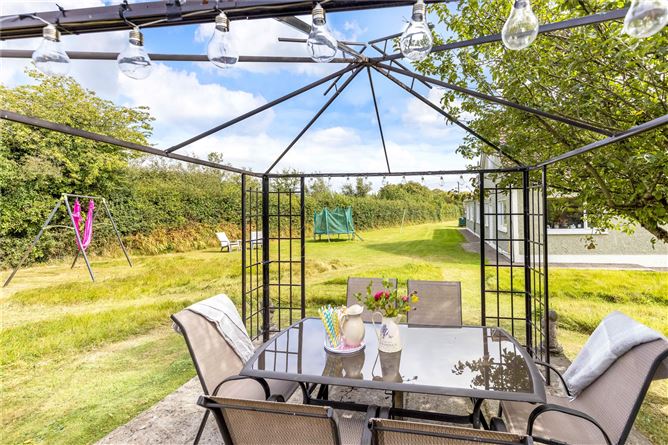 Rocky Ridge, Rathflesk, Rathmolyon, Co. Meath