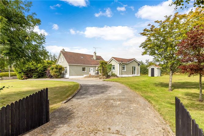 Rocky Ridge, Rathflesk, Rathmolyon, Co. Meath