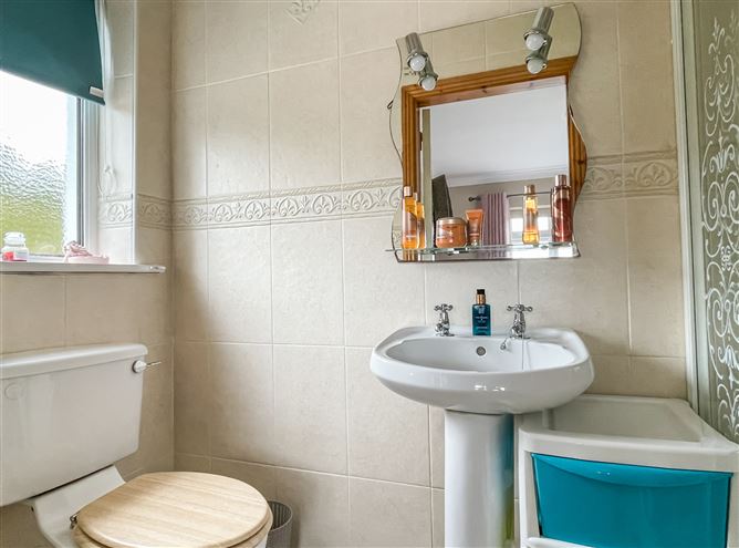 Ballindrimley Road, Castlerea, Co. Roscommon