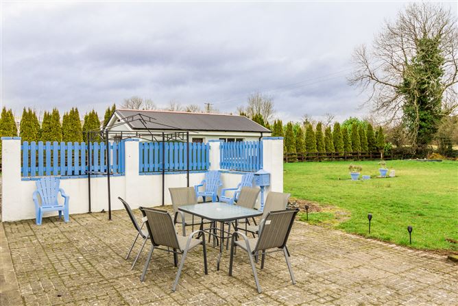 Ballindrimley Road, Castlerea, Co. Roscommon