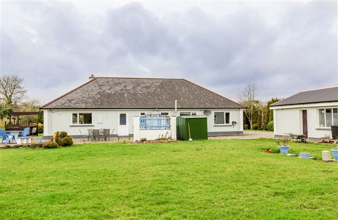 Ballindrimley Road, Castlerea, Co. Roscommon