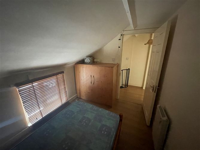12 Saint Ursula's Terrace, Ballytruckle Road, Waterford